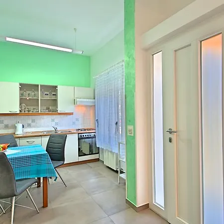 Apartament - Family Paris *