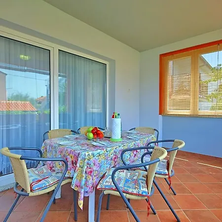 - Family Paris Umag