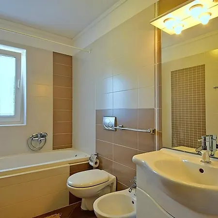 Apartament - Family Paris *