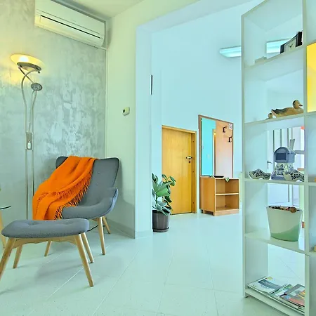 - Family Paris Apartment *